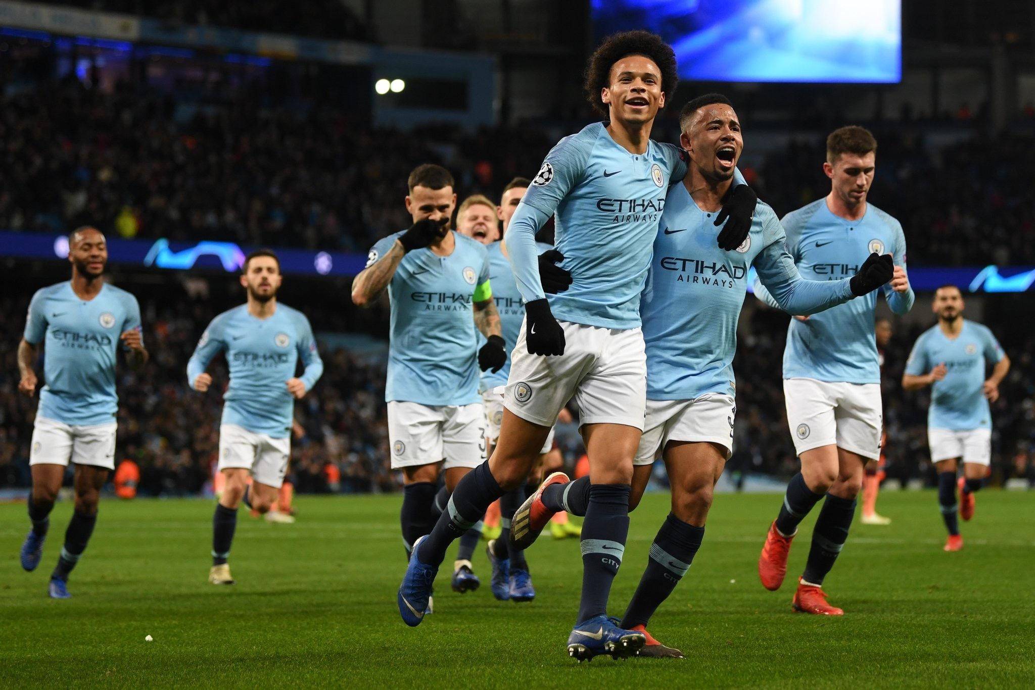 投篮时都严 投篮时都严