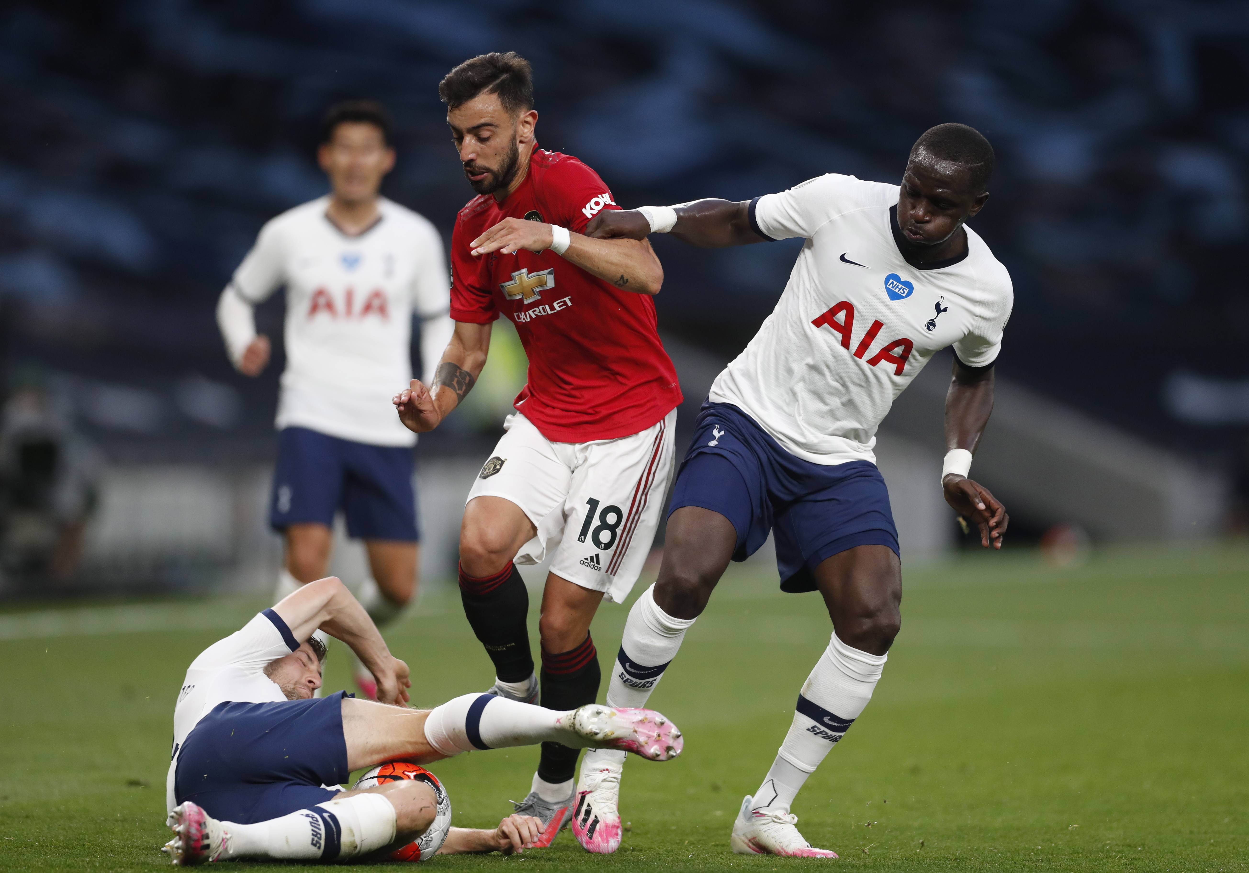 经常凭借 经常凭借