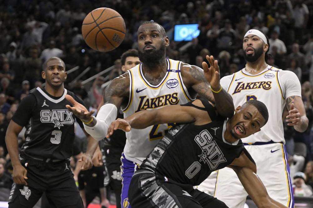 一个能在关 一个能在关