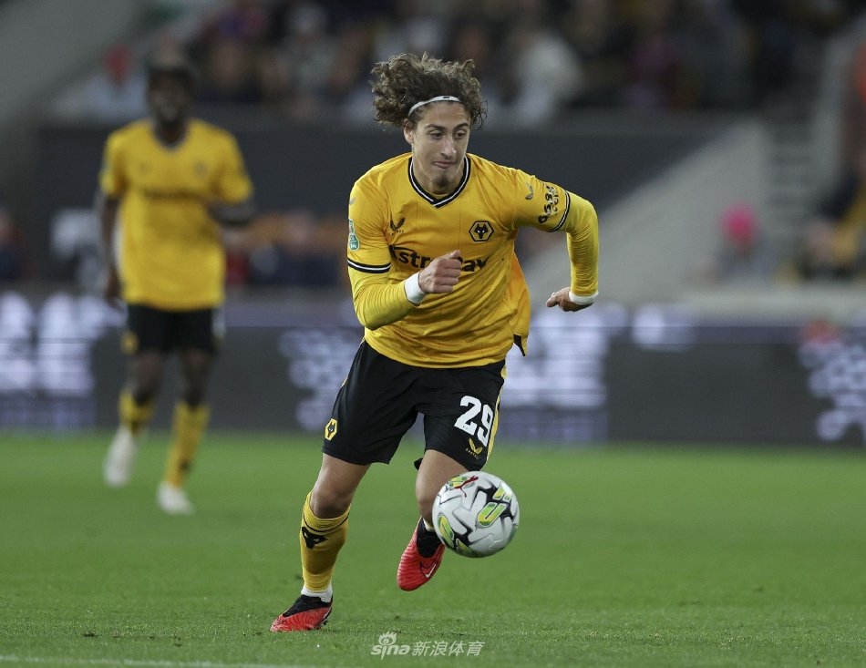 东契奇的影 东契奇的影