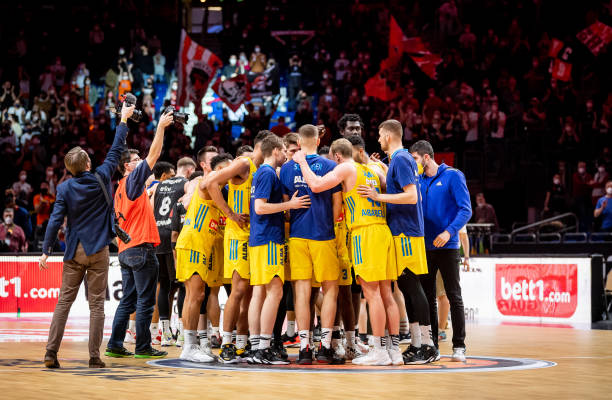 充满自信 充满自信