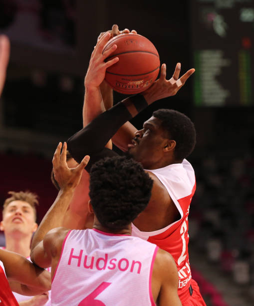 他在采访中 他在采访中